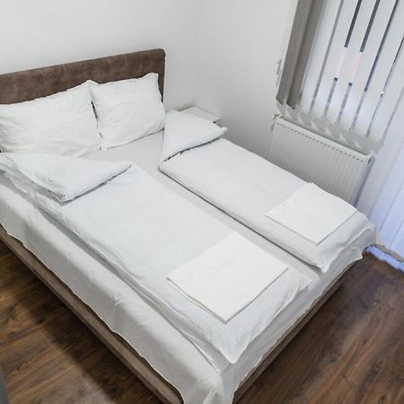 Bella Apartmani Jagodina Bagian luar foto