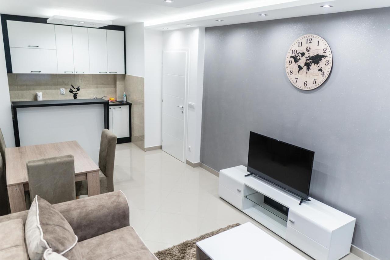 Bella Apartmani Jagodina Bagian luar foto