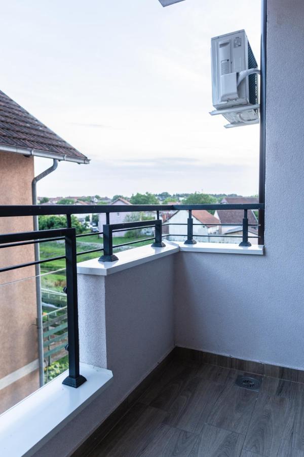 Bella Apartmani Jagodina Bagian luar foto