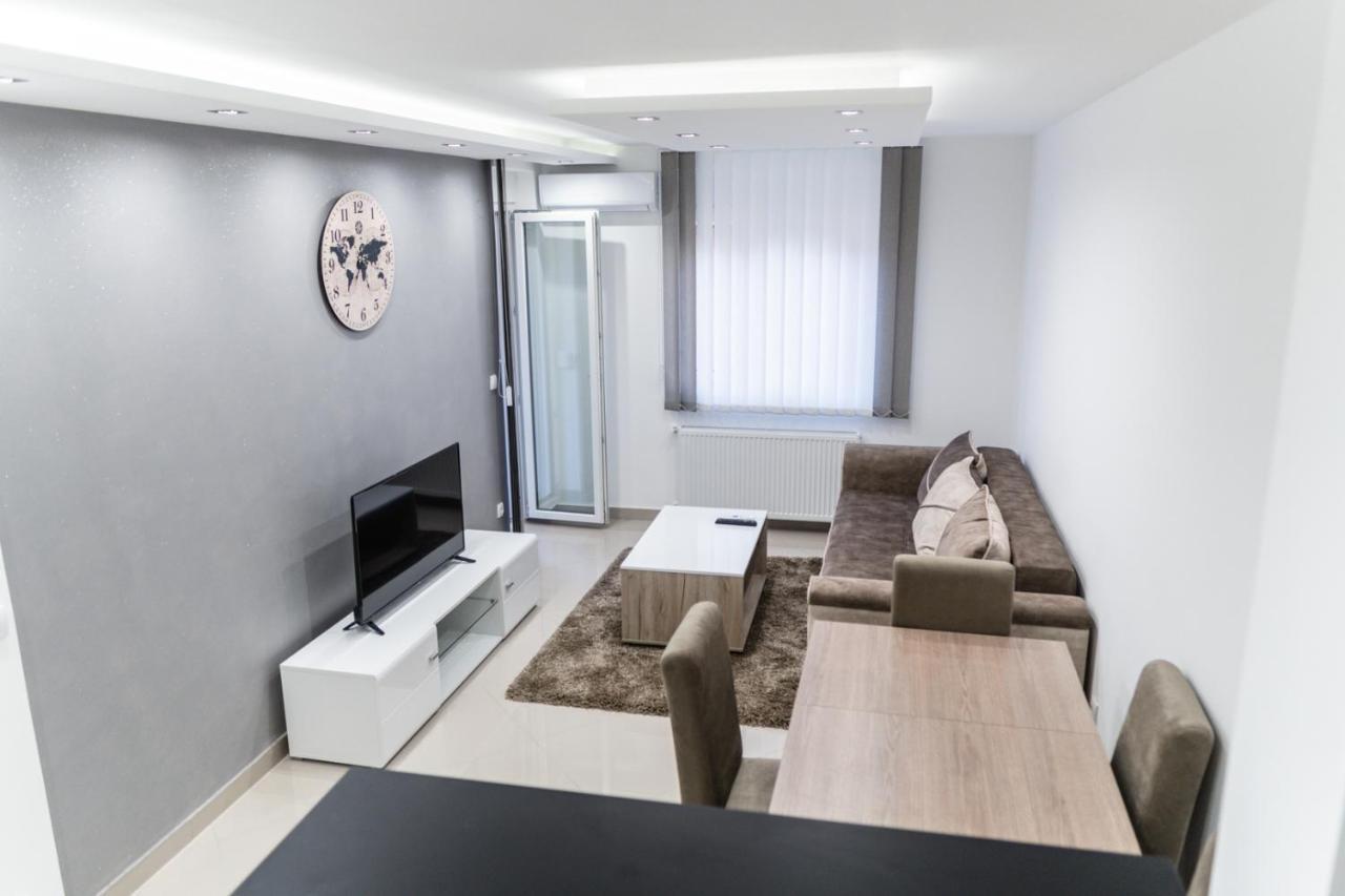 Bella Apartmani Jagodina Bagian luar foto