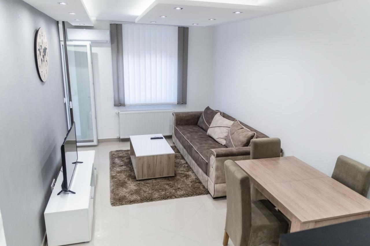 Bella Apartmani Jagodina Bagian luar foto